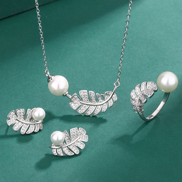 

S925 Sterling Silver Luxury Pearl Earrings Pendant Necklace Jewelry for Women Shining Crystal Feather Designer Earings Earring Necklaces Ear Rings, White