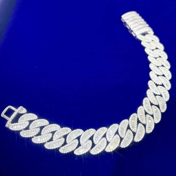 High Quality Icedout Baguette Moissanite S Plated Gold Link Bracelet Men Bracelets Cuban Chain
High Quality Icedout Baguette Moissanite S Plated Gold Link Bracelet Men Bracelets Cuban Chain