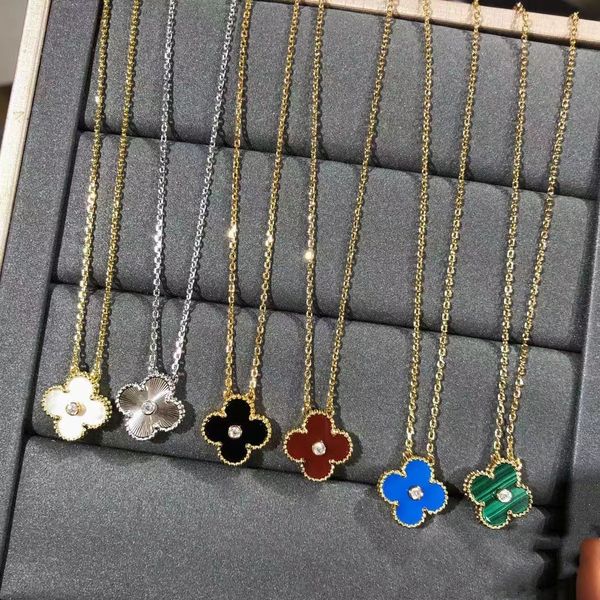 Jewelry Designer for Women Diamond Clover Necklace Mother-of-Pearl Necklace Titanium Steel 18K Gold-Plated Never Fading Non-Allergic, Store/21621802
Jewelry Designer for Women Diamond Clover Necklace Mother-of-Pearl Necklace Titanium Steel 18K Gold-Plated Never Fading Non-Allergic, Store/21621802