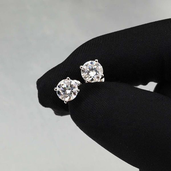 VVS Round Shape Eight Heart And Arrow Gemstones Real Gold Diamond Moissanite Stud Earrings
VVS Round Shape Eight Heart And Arrow Gemstones Real Gold Diamond Moissanite Stud Earrings