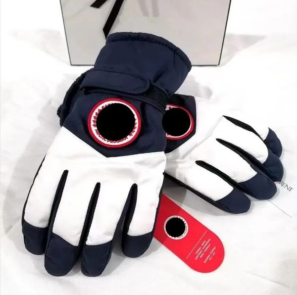 Luxury Fashion Designer Full Finger Touch Screen Gloves Men's and Women's Winter Waterproof Anti-slip Thickened Gloves Winter Riding Skiing Anti-cold Gloves
Luxury Fashion Designer Full Finger Touch Screen Gloves Men's and Women's Winter Waterproof Anti-slip Thickened Gloves Winter Riding Skiing Anti-cold Gloves