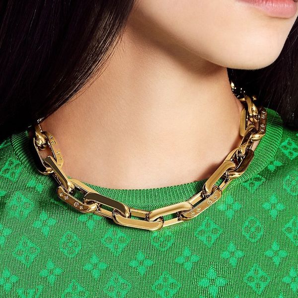 Luxury Fashion Designer Ladies Hip Hop Trend Street Necklace Vintage Necklace Bracelet Set Chunky Chain Punk Style Necklace High Quality Christmas Birthday Gift, Silver bracelet (with box)
Luxury Fashion Designer Ladies Hip Hop Trend Street Necklace Vintage Necklace Bracelet Set Chunky Chain Punk Style Necklace High Quality Christmas Birthday Gift, Silver bracelet (with box)