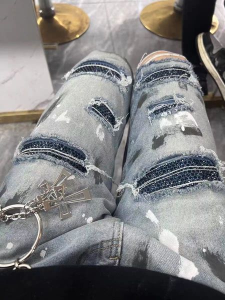 2023 Spring and autumn new drilled holes splash-inked patch jeans men American high street trend 100 matching long pants men 39, Darkcyan
2023 Spring and autumn new drilled holes splash-inked patch jeans men American high street trend 100 matching long pants men 39, Darkcyan
