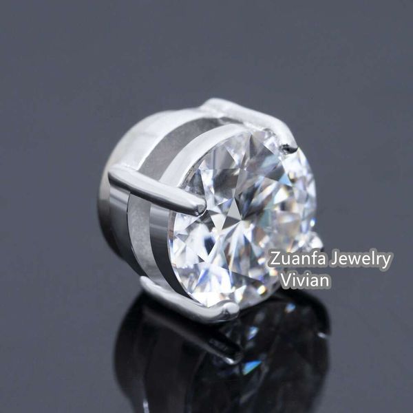 New Design Earring With Magnet Backing Sterling Sier VVS Moissanite Diamond Women/Men Earrings 
New Design Earring With Magnet Backing Sterling Sier VVS Moissanite Diamond Women/Men Earrings