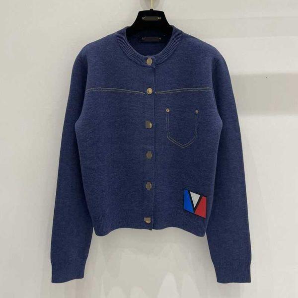 Jackets Women' Nanyou High end Woolen Sweater Cardigan Early Autumn Embroidery Small Label Blue Plush Knitted Coat for Women CIYK, Navy blue
Jackets Women' Nanyou High end Woolen Sweater Cardigan Early Autumn Embroidery Small Label Blue Plush Knitted Coat for Women CIYK, Navy blue