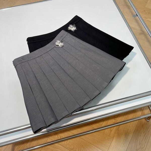 Short Skirts skirt half women' high waisted pleated versatile short small fragrant style P family fashionable and high-end feeling E02Q, Gray5
Short Skirts skirt half women' high waisted pleated versatile short small fragrant style P family fashionable and high-end feeling E02Q, Gray5