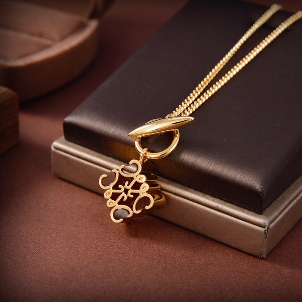 Luxury Simple monogram Necklace for women Luxury Designer Jewelry Gold Classic Brand Gift for women's party gifts
Luxury Simple monogram Necklace for women Luxury Designer Jewelry Gold Classic Brand Gift for women's party gifts