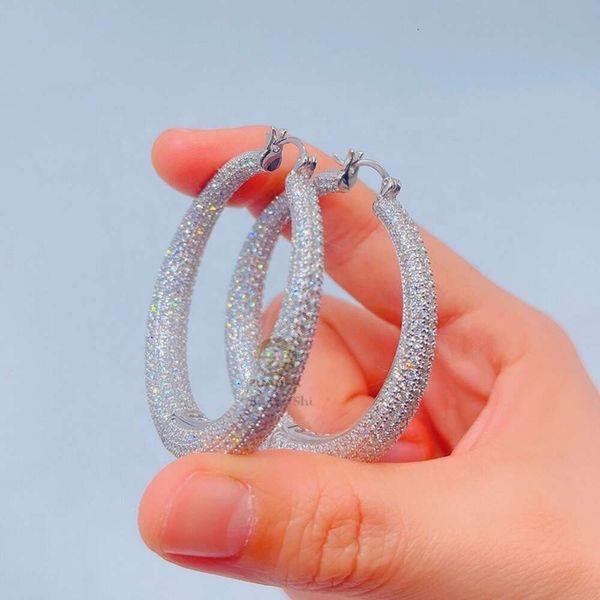 Stylish Sexy Jewelry Iced Out Micro Pave Moissanite Diamond Women Large Hoop Earrings
Stylish Sexy Jewelry Iced Out Micro Pave Moissanite Diamond Women Large Hoop Earrings