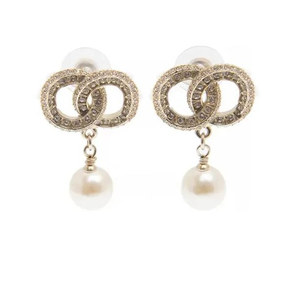 

Luxury fashion brand women's pearl earrings channel earrings high quality designer colorfast earrings Christmas gift women's diamond earrings exquisite simple