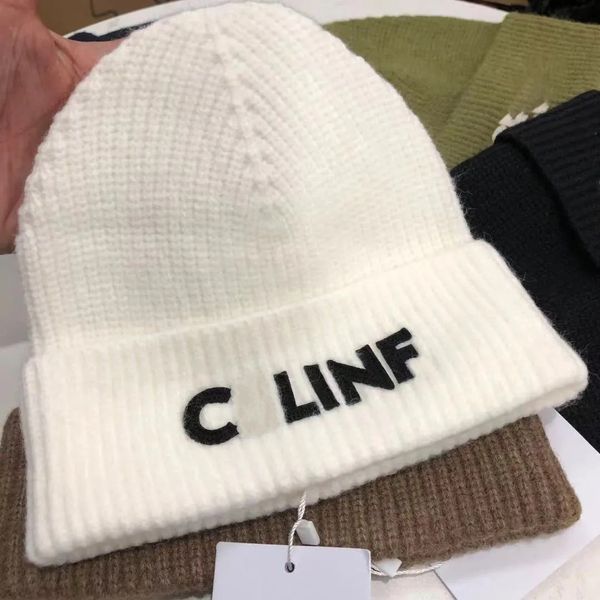 Luxury fashion fall and winter knit cap name brand designer men and women brimless cap head wrap cap letter LOGO printing design outdoor essential warm cap
Luxury fashion fall and winter knit cap name brand designer men and women brimless cap head wrap cap letter LOGO printing design outdoor essential warm cap