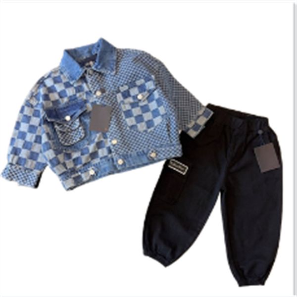 New Fall/Winter designer sewn zipper clip alphabet sportswear high quality children's wear Size 90cm-150cm A26, Transparent 
New Fall/Winter designer sewn zipper clip alphabet sportswear high quality children's wear Size 90cm-150cm A26, Transparent