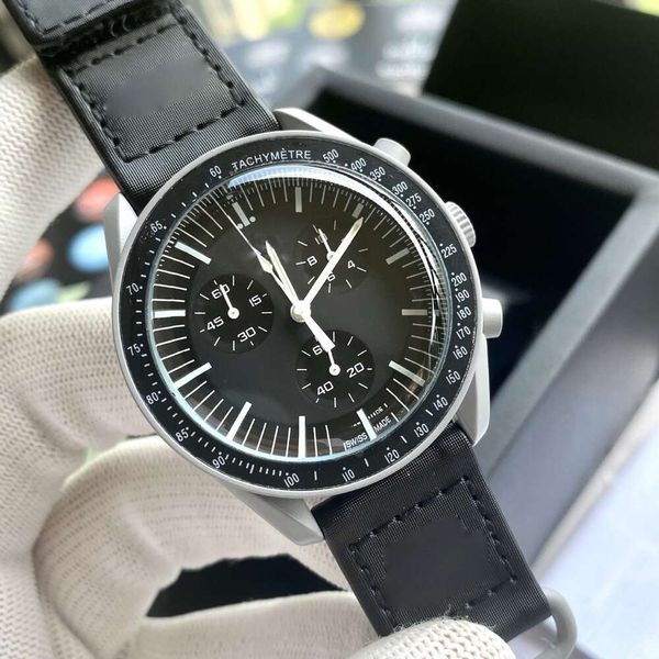 Omg Top Quality Moonswatch Luxury classic designer watches for men and women 6-pin full function belt quartz watch chronograph top quality luxury watch fashion
Omg Top Quality Moonswatch Luxury classic designer watches for men and women 6-pin full function belt quartz watch chronograph top quality luxury watch fashion
