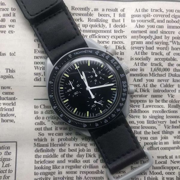 Omg Top Quality Moonswatch Luxury designer watches for men and women Moon Mercury branded Planet Space Watch Timing Six Needle Quartz Watch Explosive Ceramics
Omg Top Quality Moonswatch Luxury designer watches for men and women Moon Mercury branded Planet Space Watch Timing Six Needle Quartz Watch Explosive Ceramics