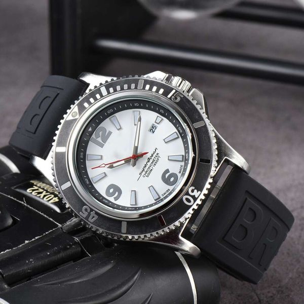 Designer Breit Watches Men's Luxury watches Top watch New Century old Quartz Rubber 1884 Trendy Watch Small luxury watch fashion accessories High-end top quality3OV5
Designer Breit Watches Men's Luxury watches Top watch New Century old Quartz Rubber 1884 Trendy Watch Small luxury watch fashion accessories High-end top quality3OV5