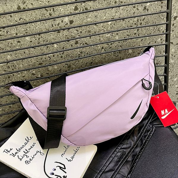 Crossbody Bag Portable Small Designers Bags Classic Nylon Style Bumbag Handbags Mirror Quality Designer Pack Purse Chest Fashionable Bag A002, Red
Crossbody Bag Portable Small Designers Bags Classic Nylon Style Bumbag Handbags Mirror Quality Designer Pack Purse Chest Fashionable Bag A002, Red