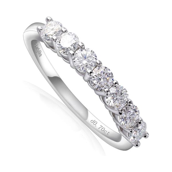 Moissanite Promise Ring for Women, Diamond Rings, Wedding Band, Engagement Ring, Stackable Ring, 0.7ct D Color VVS1 18K White Gold Plated Sterling Silver with Certificate
Moissanite Promise Ring for Women, Diamond Rings, Wedding Band, Engagement Ring, Stackable Ring, 0.7ct D Color VVS1 18K White Gold Plated Sterling Silver with Certificate