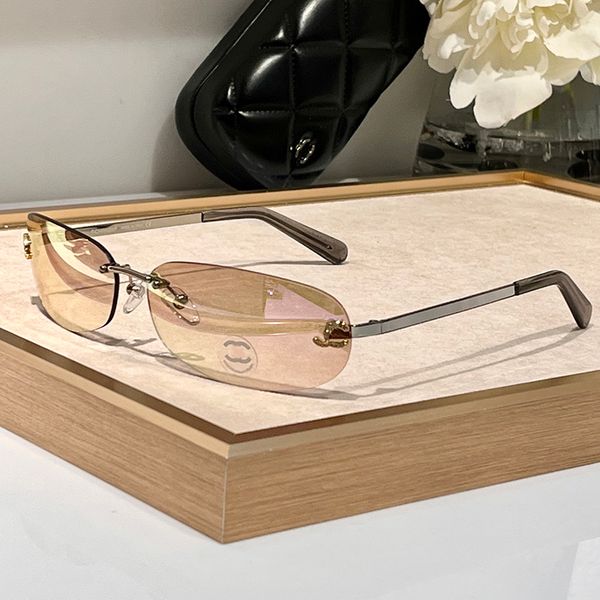 Designer Sunglasses Luxury for Women Sunglasses Sunglasses Alphabet Oval Clear High End Beach Driving Suit Beach Sunglasses Vintage Frames Good
Designer Sunglasses Luxury for Women Sunglasses Sunglasses Alphabet Oval Clear High End Beach Driving Suit Beach Sunglasses Vintage Frames Good