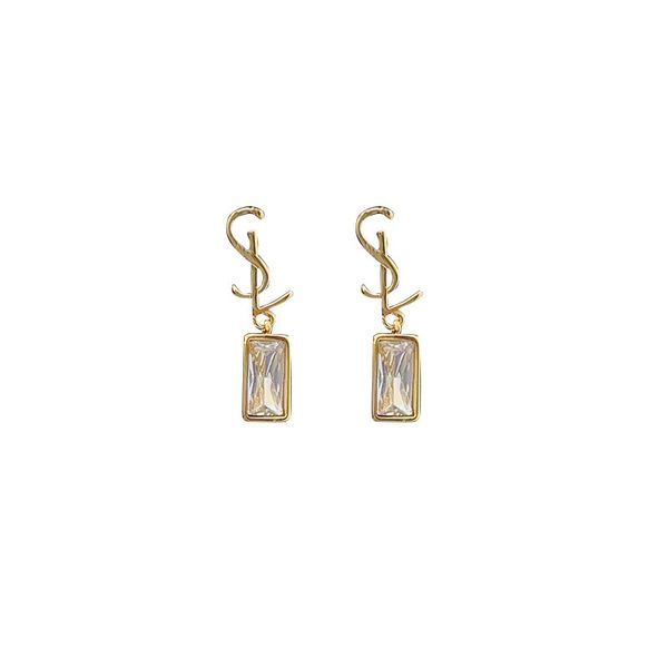 Fashion Designer Women's Monogram Earrings Luxury Crystal Dangle Earrings Delicate Elegant High Quality Earrings Three Colors Available Classic Jewelry
Fashion Designer Women's Monogram Earrings Luxury Crystal Dangle Earrings Delicate Elegant High Quality Earrings Three Colors Available Classic Jewelry