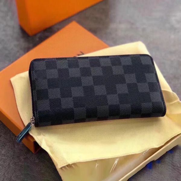 Luxury Designer wallet Women's Mens Clemence wallet card holders 2024 New Purse flower M42616 N61264 Embossed Top quality Coin purses Zippy key pouch Leather gift box, Mon0gram-red
Luxury Designer wallet Women's Mens Clemence wallet card holders 2024 New Purse flower M42616 N61264 Embossed Top quality Coin purses Zippy key pouch Leather gift box, Mon0gram-red