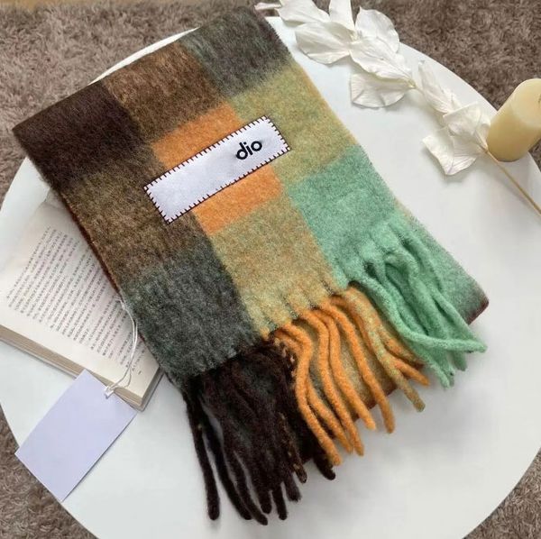 Luxury Designer Scarf for Women Men Scarf Plaid Winter Scarves Wraps Male Warmer Woman long durable beautiful shawl 8JXM
Luxury Designer Scarf for Women Men Scarf Plaid Winter Scarves Wraps Male Warmer Woman long durable beautiful shawl 8JXM