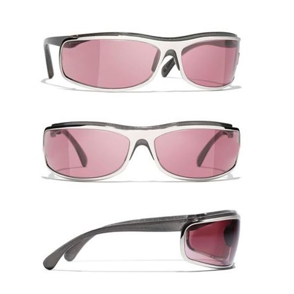 

Designer cool and fashion women square metal sunglasses with acetate legs and metal diamond studs on the mirror surface to enhance face shape driving vacationing A71