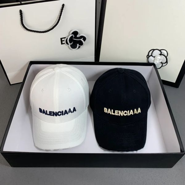 Famous Parisian designers men women fashion baseball cap hole cap autumn and winter outdoor warm duck tongue cap summer sun shading baseball cap hundred with trend, Ivory
Famous Parisian designers men women fashion baseball cap hole cap autumn and winter outdoor warm duck tongue cap summer sun shading baseball cap hundred with trend, Ivory