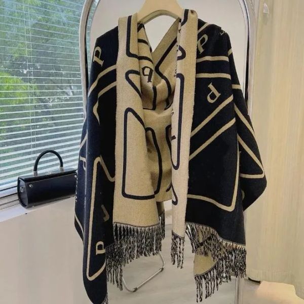 2024 New Designer Scarf Women's Neck Fashion Premium Soft Warm Cashmere Large Shawl Official Original Imported Genuine
2024 New Designer Scarf Women's Neck Fashion Premium Soft Warm Cashmere Large Shawl Official Original Imported Genuine