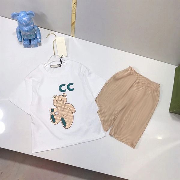 Luxury Clothing Sets Kids Jacket T-shirt Black Monogrammed Shortst British Fashion Summer Childrens Treasures and Girls Cotton Two Piece Little Bear AAAAA, #2
Luxury Clothing Sets Kids Jacket T-shirt Black Monogrammed Shortst British Fashion Summer Childrens Treasures and Girls Cotton Two Piece Little Bear AAAAA, #2