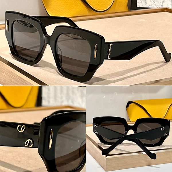 Mens and womens high-quality designer 1:1 square screen sunglasses are made of acetate fiber with a golden Anagran pattern on the arms LW40128I for vacation beach trips
Mens and womens high-quality designer 1:1 square screen sunglasses are made of acetate fiber with a golden Anagran pattern on the arms LW40128I for vacation beach trips