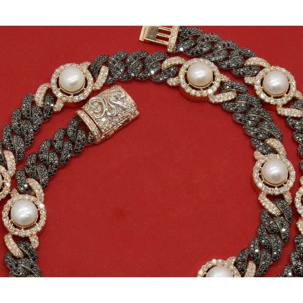 Hip Hop Style VVS Black Big Fresh Water Pearl Sier Moissanite Cuban Link Chain For Man
Hip Hop Style VVS Black Big Fresh Water Pearl Sier Moissanite Cuban Link Chain For Man