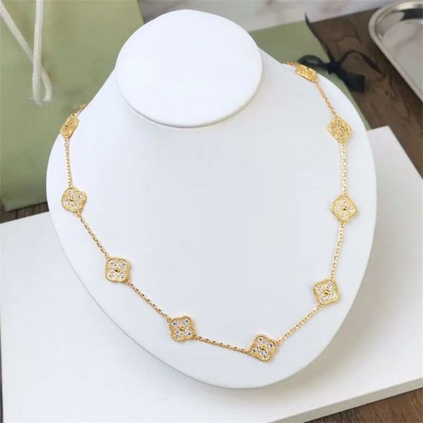 

Luxury Fashion Designer Clover Pendant Necklace Women's Necklace Exquisite Simple Agate Pendant Necklace High Quality Ladies Jewelry New Year Gift