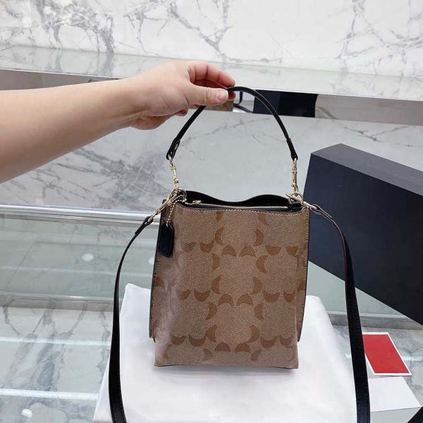 designer bags Totes Print Cherry crossbody bag Women Underarm Totes Multiple designer bag shapes Luxury Handbags Leather Crossbody Shoulder Bag Purses, #2
designer bags Totes Print Cherry crossbody bag Women Underarm Totes Multiple designer bag shapes Luxury Handbags Leather Crossbody Shoulder Bag Purses, #2