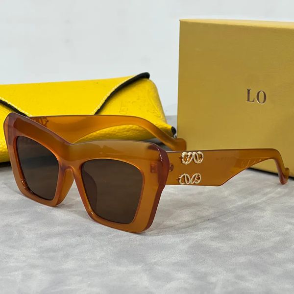 

2024 Designer Sunglasses for Women new Fashion Luxury Cat Eye Sunglasses Unisex Beach Sunglasses Vintage Frames Luxury Design UV400 With Case Very good