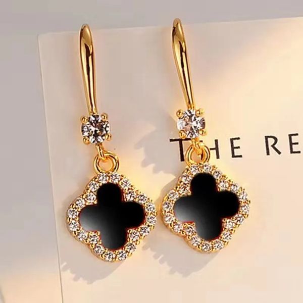 S925 sterling silver four-leaf clover earrings luxury fashion designer onyx with diamonds earrings exquisite simple women's earrings light luxury ladies jewelry
S925 sterling silver four-leaf clover earrings luxury fashion designer onyx with diamonds earrings exquisite simple women's earrings light luxury ladies jewelry