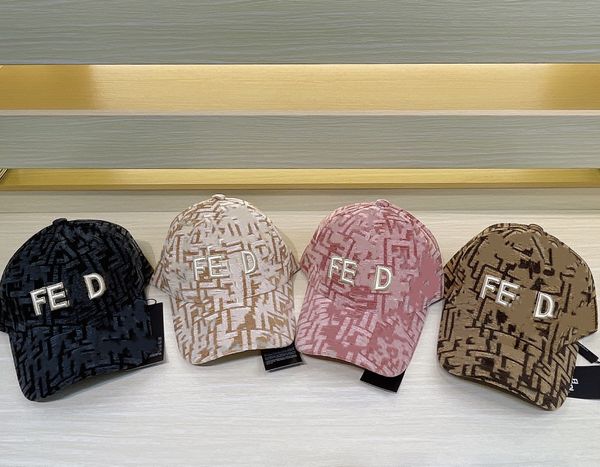 Autumn and winter outdoor casual men's and women's baseball caps versatile fashion letters duck tongue cap luxury designer high version ball cap women's winter hat
Autumn and winter outdoor casual men's and women's baseball caps versatile fashion letters duck tongue cap luxury designer high version ball cap women's winter hat