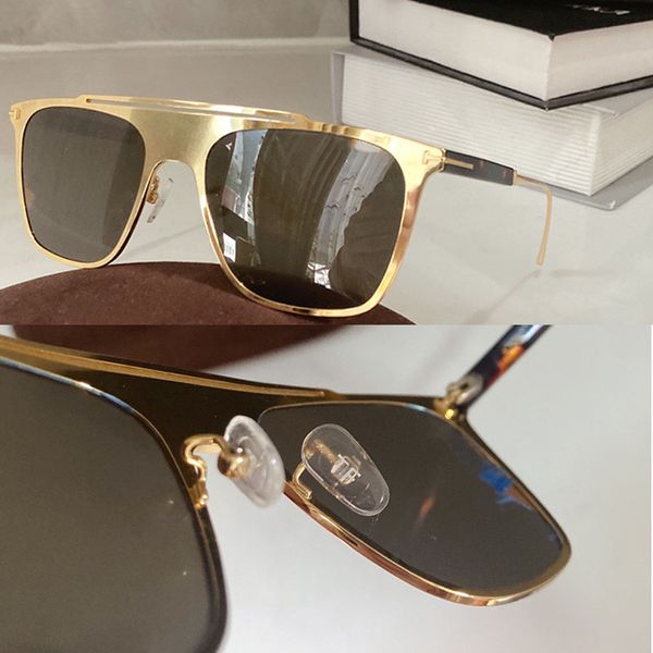 

Metal police sunglasses square frame brand letter decoration on the upper right corner of the mirror surface T-shaped temple logo path mirror legs Gafas de sol FT0913