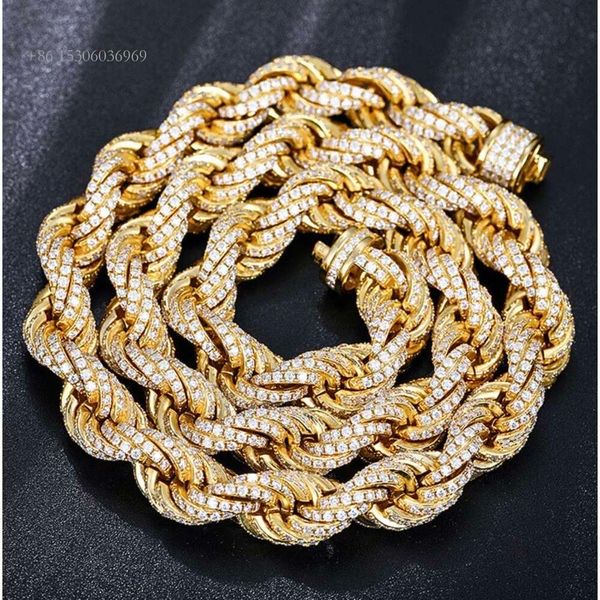 Hip Hop Popular 8Mm 15Mm Sterling Sier Hand Setting Iced Out VVS Moissanite Cuban Link Chain
Hip Hop Popular 8Mm 15Mm Sterling Sier Hand Setting Iced Out VVS Moissanite Cuban Link Chain