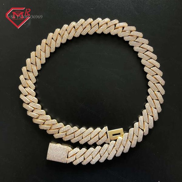 Full Iced Out Heavy 17Mm Chains Prong Setting Sier Vvs Clarity Moissanite Hip Hop Cuban Chain Necklace
Full Iced Out Heavy 17Mm Chains Prong Setting Sier Vvs Clarity Moissanite Hip Hop Cuban Chain Necklace