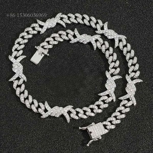 Hiphop 12Mm Barb Wire Link Sterling Sier Iced Out VVS Moissanite Cuban Chain
Hiphop 12Mm Barb Wire Link Sterling Sier Iced Out VVS Moissanite Cuban Chain