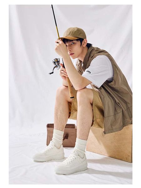 designer shoes sports shoes coach casual shoes black velvet leather black and white fashion platform men's and women's low sports
designer shoes sports shoes coach casual shoes black velvet leather black and white fashion platform men's and women's low sports
