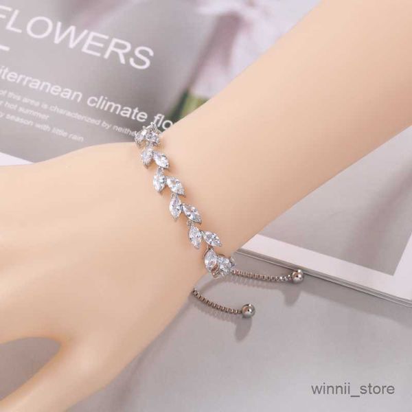 charm bracelets cubic adjustable wedding tennis bracelets for women r230701, Golden;silver
charm bracelets cubic adjustable wedding tennis bracelets for women r230701, Golden;silver