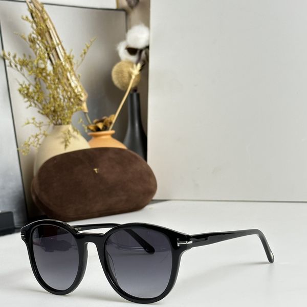 new tomford sunglasses high beauty plate glasses for men and women hip hop designer uv resistant cool and handsome sunglasses, White;black
new tomford sunglasses high beauty plate glasses for men and women hip hop designer uv resistant cool and handsome sunglasses, White;black