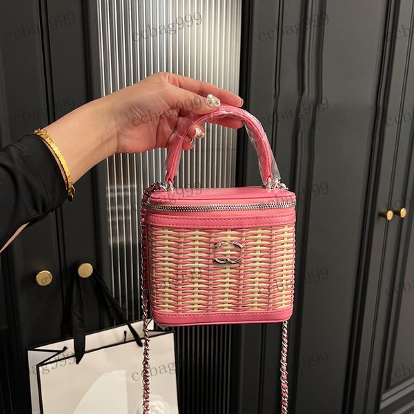 designer womens makeup bag classic woven box bag leather handle tote silver hardware metal clasp matelasse chain crossbody bags brand mini p
designer womens makeup bag classic woven box bag leather handle tote silver hardware metal clasp matelasse chain crossbody bags brand mini p