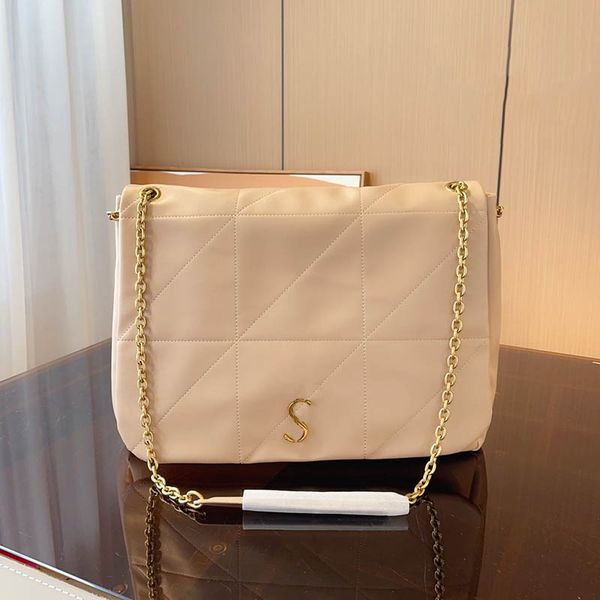 jumbo capacity women classic flap crossbody bag leather quilted gold hardware designer bag adjustable chain vintage shoulder suitcase birkin
jumbo capacity women classic flap crossbody bag leather quilted gold hardware designer bag adjustable chain vintage shoulder suitcase birkin