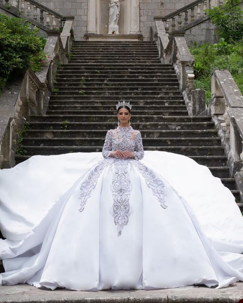 luxury ball gown wedding dresses high neck long sleeves sequins appliques beaded floor length ruffles 3d lace diamonds pearls bridal gowns p, White
luxury ball gown wedding dresses high neck long sleeves sequins appliques beaded floor length ruffles 3d lace diamonds pearls bridal gowns p, White
