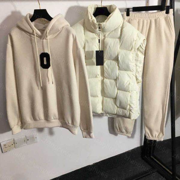 23ss womens designer clothing thermal suit plaid woven padded waistcoat letter long-sleeved hoodie with fleece hoodie fleece casual pants se, Gray
23ss womens designer clothing thermal suit plaid woven padded waistcoat letter long-sleeved hoodie with fleece hoodie fleece casual pants se, Gray