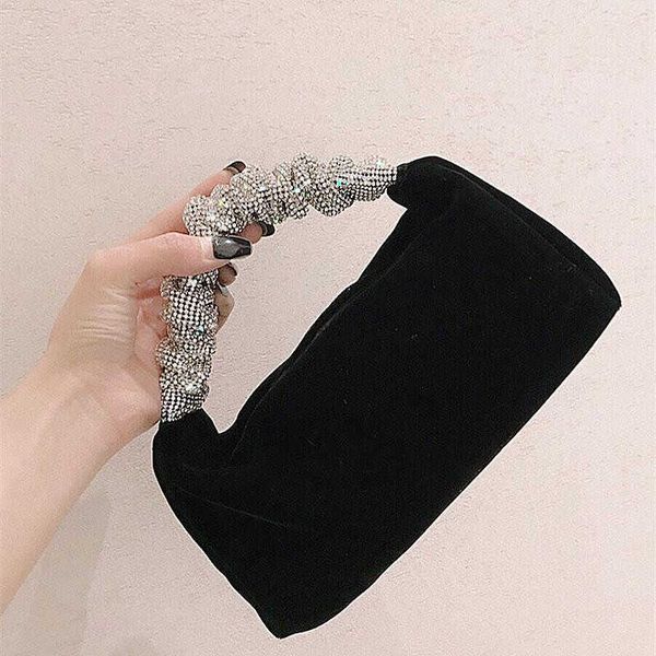 shoulder bags rhinestones fold handle velvet handbag women new luxury soft square clutch female chic designer purses 230426
shoulder bags rhinestones fold handle velvet handbag women new luxury soft square clutch female chic designer purses 230426