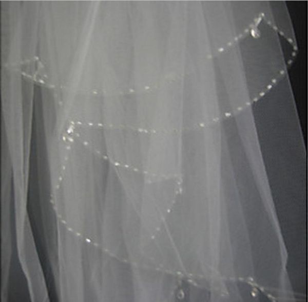 fashional twolayer beaded edge hip length white ivory champagne pink red black purple wedding veil meidingqianna brand bridal1128372
fashional twolayer beaded edge hip length white ivory champagne pink red black purple wedding veil meidingqianna brand bridal1128372