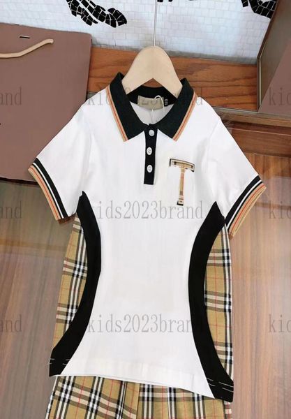 2023ss brand designer boys t shirts sets white polo with checkered shorts classic design high end children tshirts with brown sho5673290
2023ss brand designer boys t shirts sets white polo with checkered shorts classic design high end children tshirts with brown sho5673290