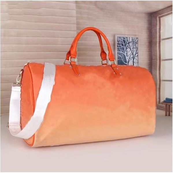 men's and women's luxury travel bag designer lock large capacity sports bag gender fashion casual carrying crossbody bag color m41
men's and women's luxury travel bag designer lock large capacity sports bag gender fashion casual carrying crossbody bag color m41